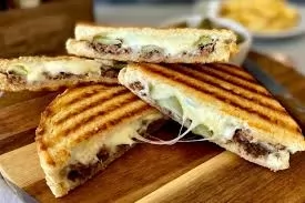 KAVURMALI BAZLAMA TOST